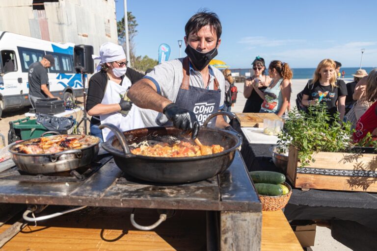 cocina en vivo-Comodoro Turismo